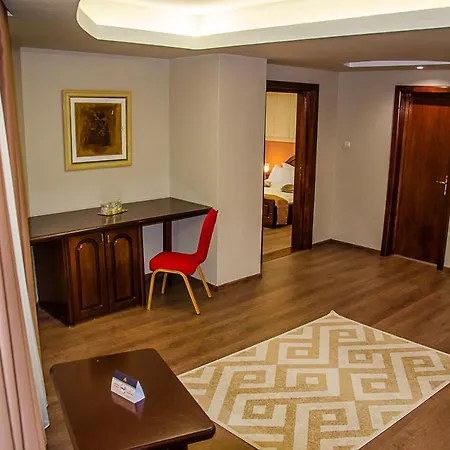 New Royal Constanta